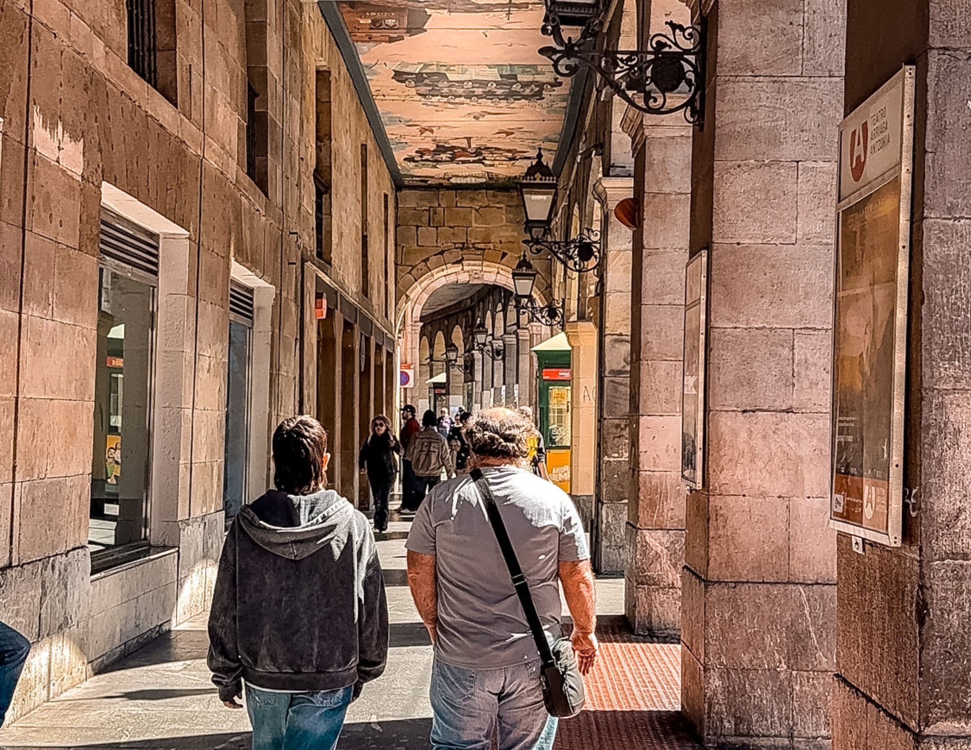 Bilbao Travel Guide (9).png